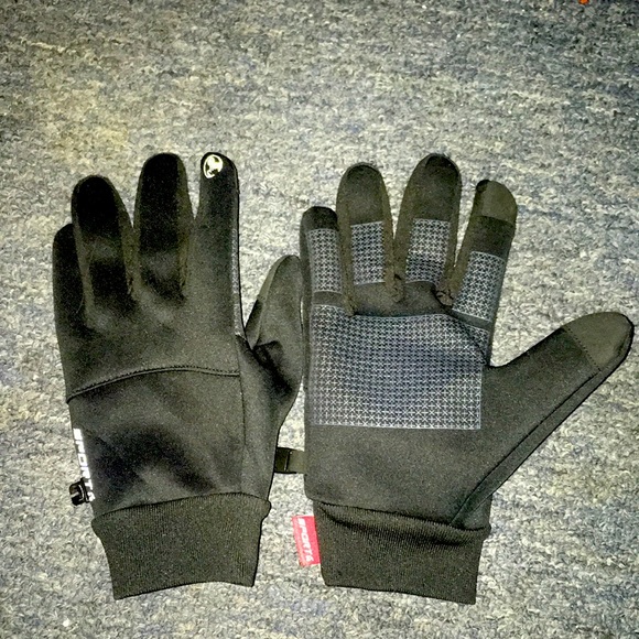 Sport gloves all size fit all with grip - Picture 1 of 1